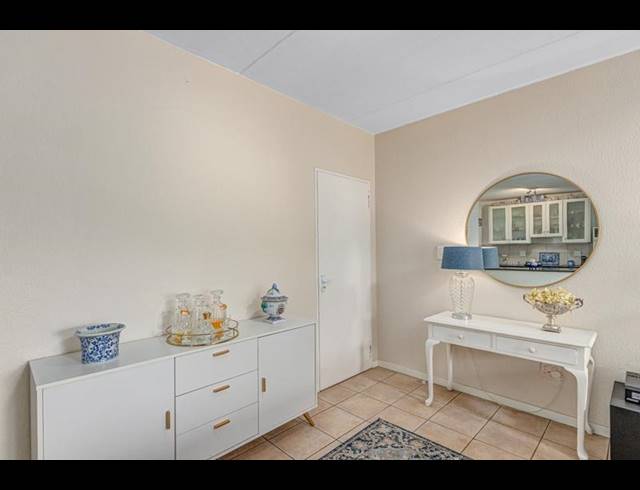 3 BEDROOM APARTMENT FOR SALE IN MORNINGSIDE